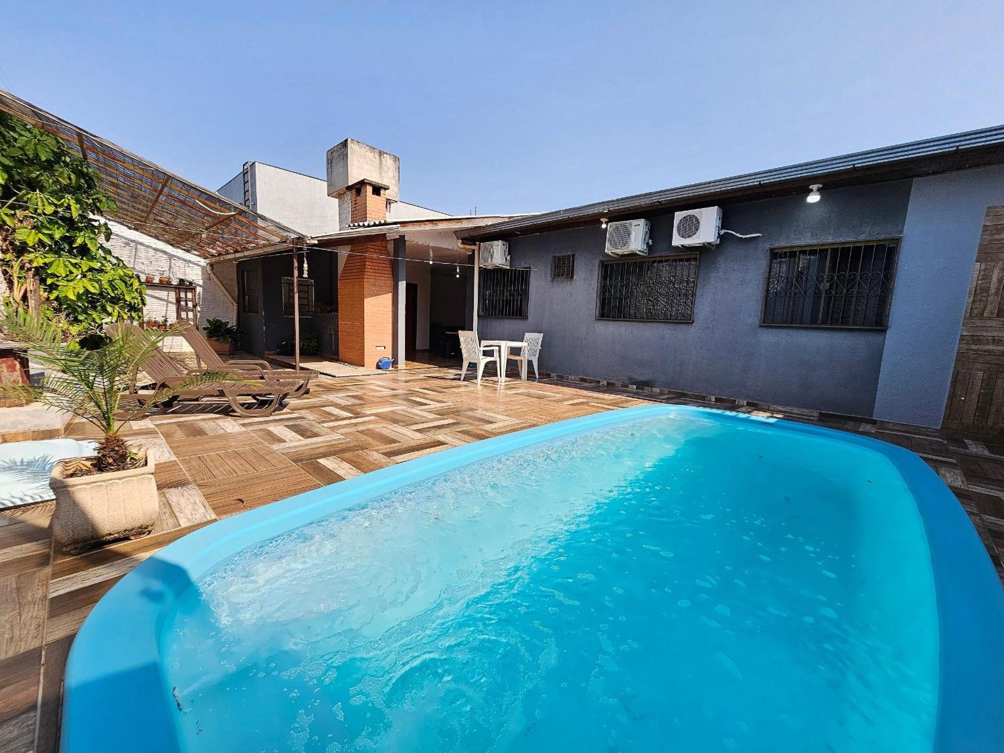 Casa 4 Quartos C Piscina 20 Min Dos Atrativos *